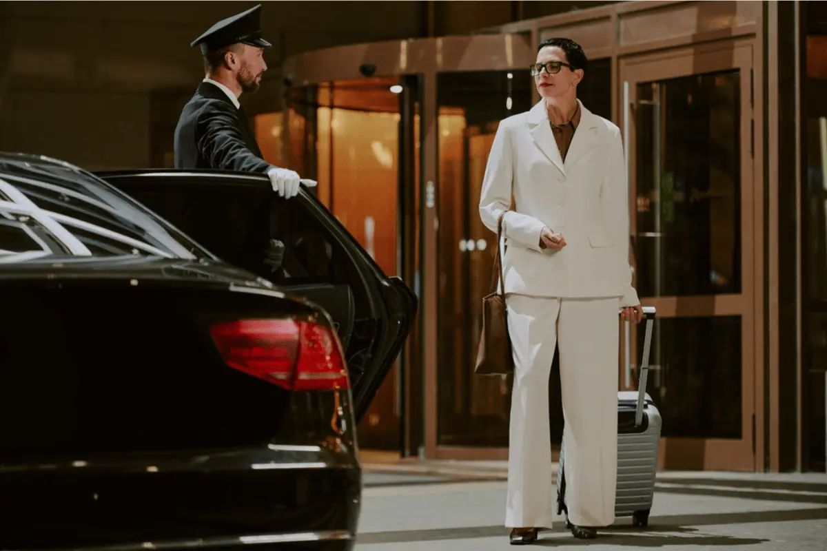 Hire a Car with Driver in Dubai: Step-by-Step Complete Guide 2025